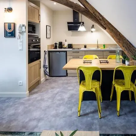 Le Nid - Centre - Climatise Apartment Troyes